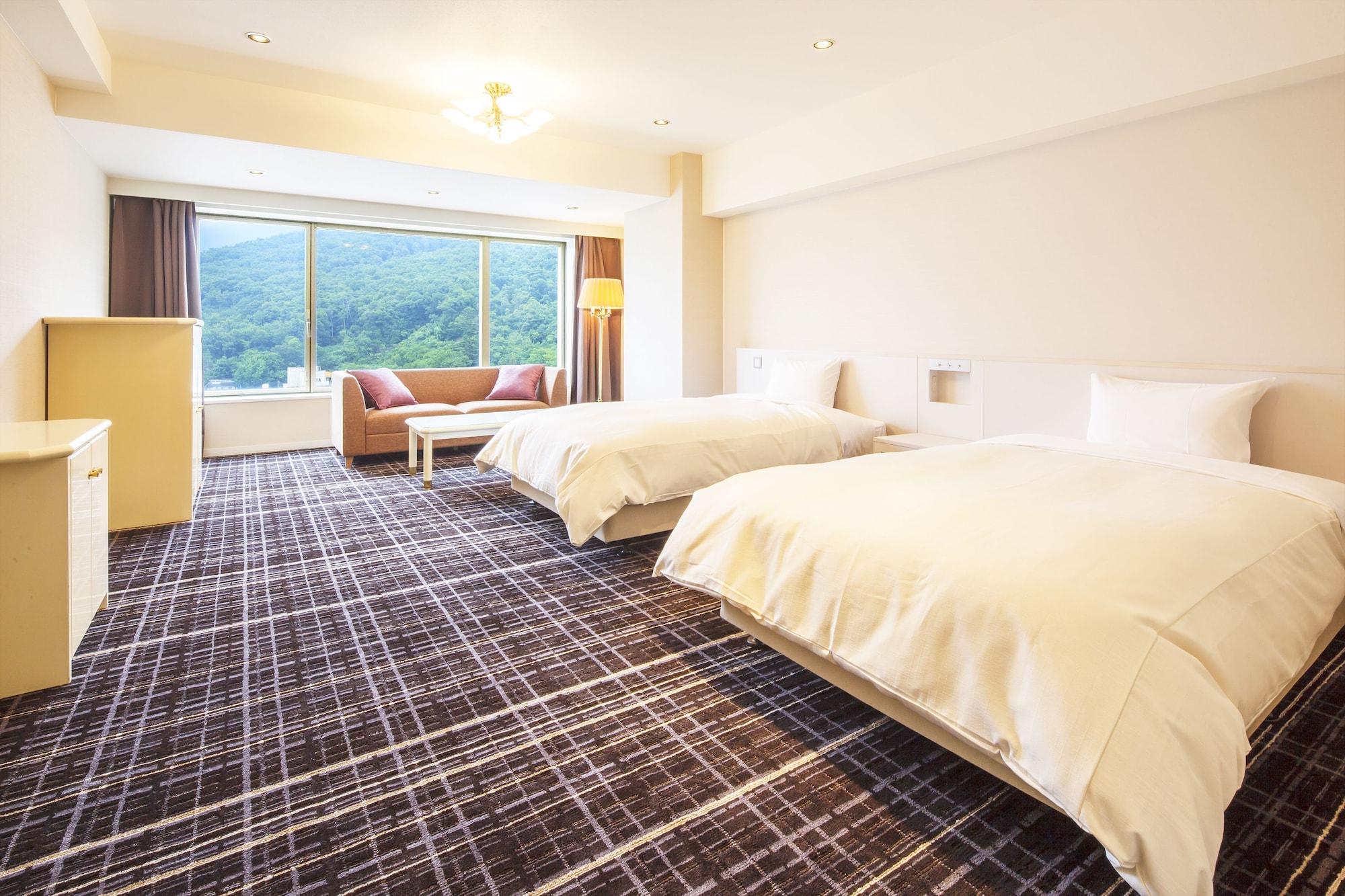 Kofu Kinenbi Hotel Exterior photo
