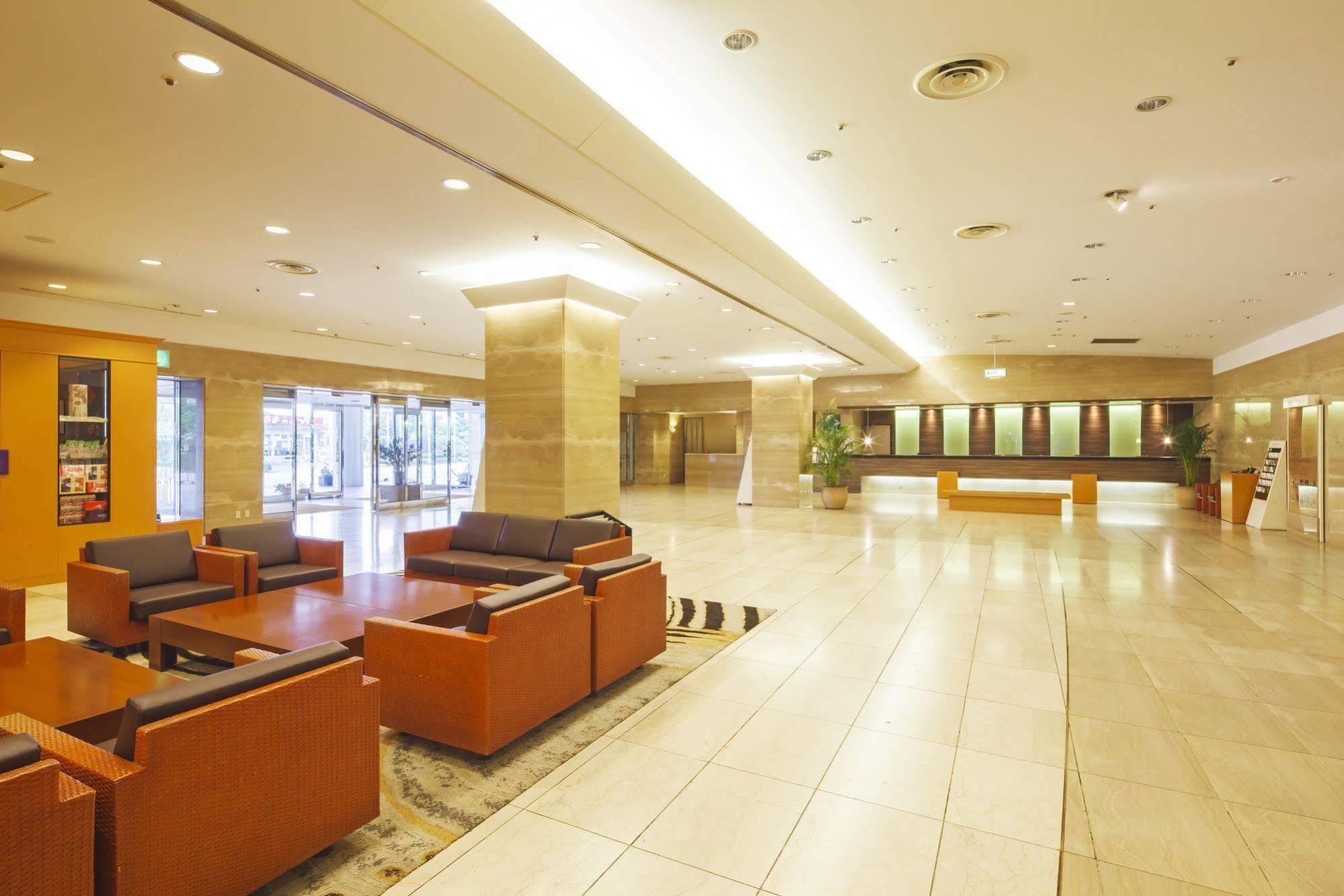Kofu Kinenbi Hotel Exterior photo